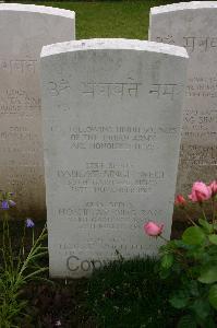 Lillers Communal Cemetery - Daulat Singh Negi, 